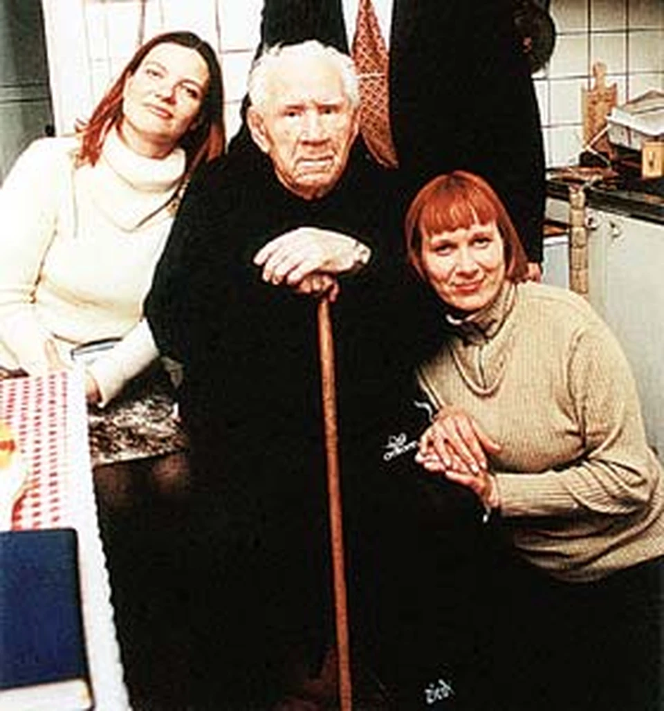 Одно из последних фото актёра. 2003 год.