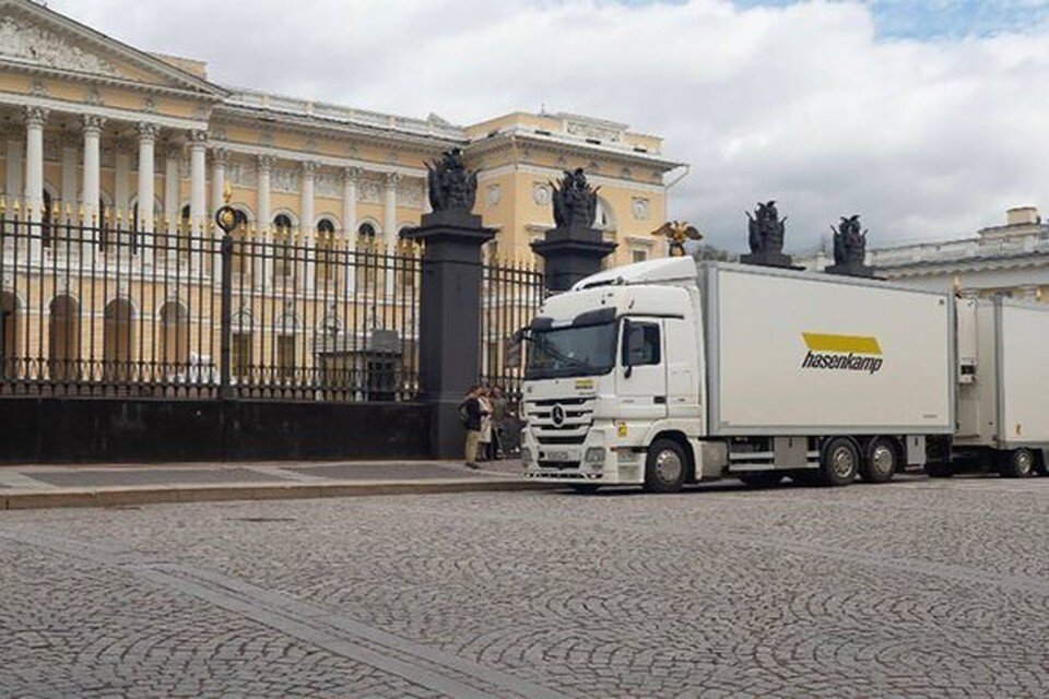     Свыше 300 произведений искусства вернулись в Россию из Испании  соцсети