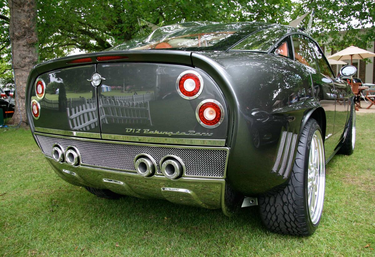 Spyker d12 салон