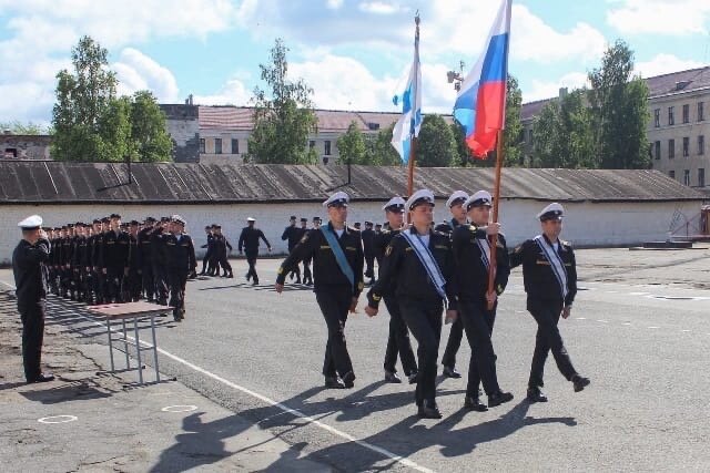 Военнослужащие научно-производственной роты завершили службу на Севмаше / Севмаш