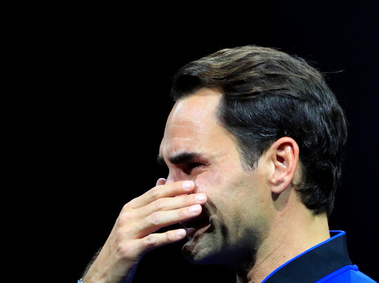     Эмоции Федерера после последнего матча в карьере. Фото: Li Ying/XinHua/Global Look Press