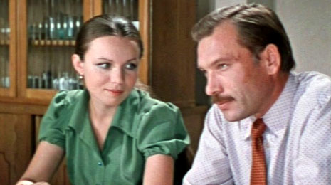 Кадр из фильма "Встретимся у фонтана" взят для иллюстрации из Яндекс Картинки.  