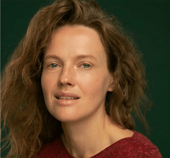 Анна синякина актриса фото Анна Синякина сыграла роль Кати в фильме "Ворошиловский стрелок", как выглядит 4