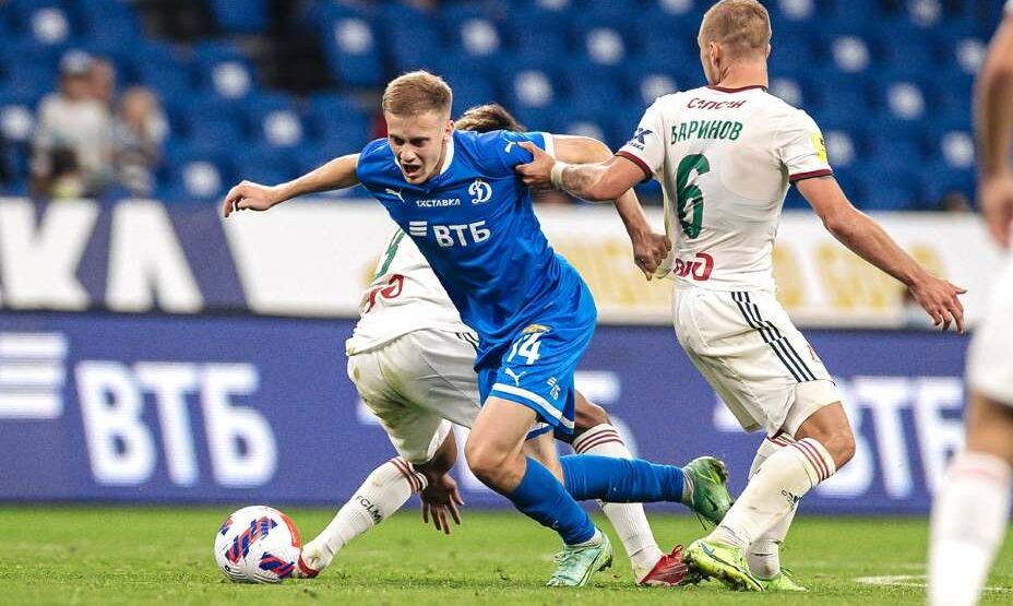    Юрий Семин считает, что динамовец Фомин достоен стать «Джентльменом года 2022».. Фото: РПЛ