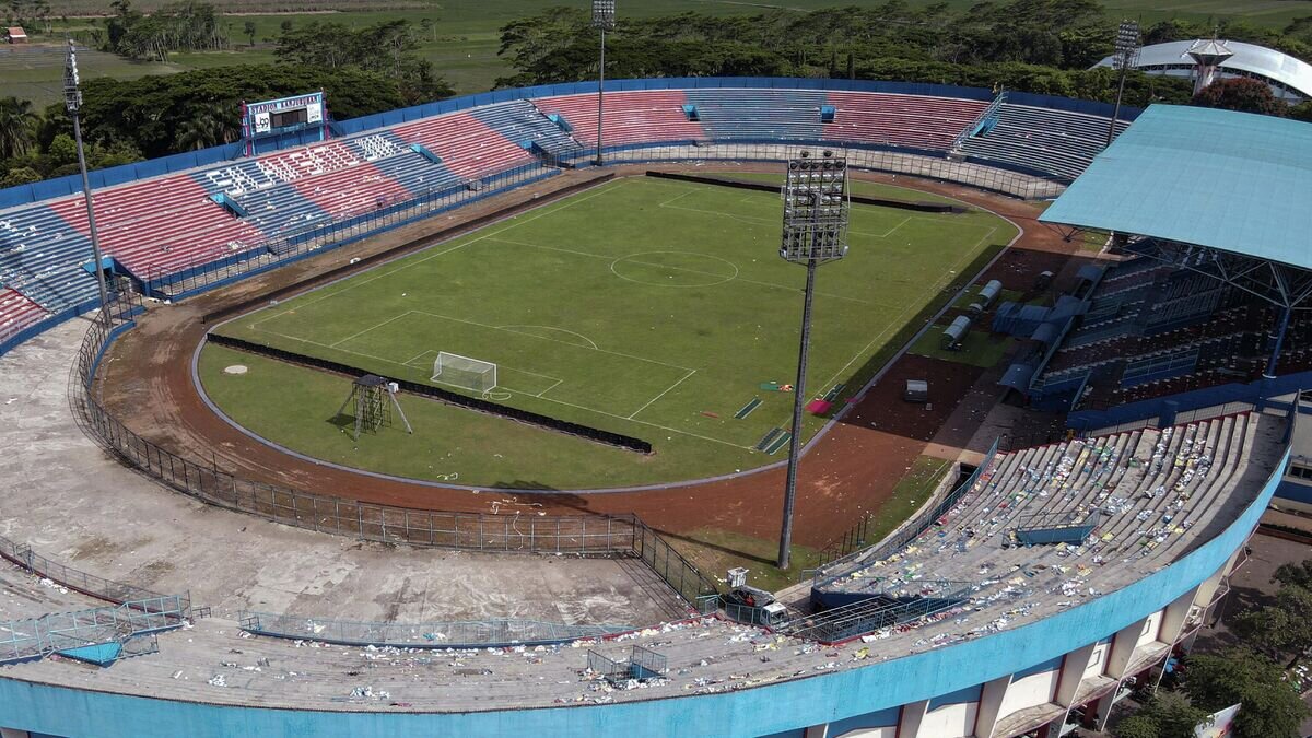    Футбольный стадион в городе Маланг© AFP 2022 / BAGUS SARAGIH