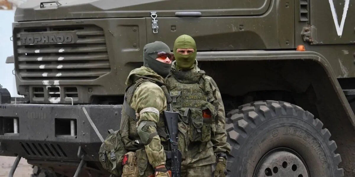 военные на  дороге.  фото: картинки  яндекса.
