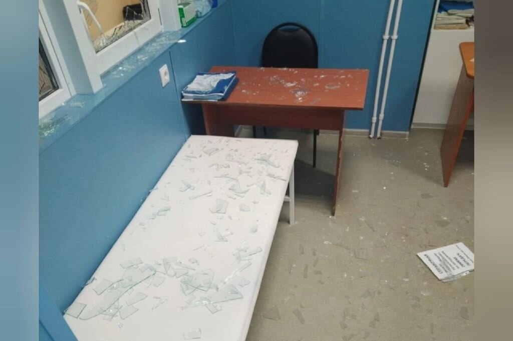    Мужчина из Абдулино попросил пустить его в приемный покой отогреться, но после устроил там погром