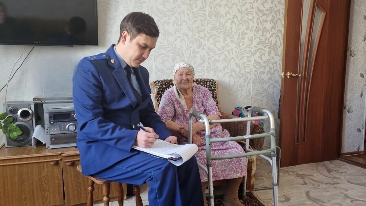     В Туймазах это не первый случай странностей с предоставлением жилья социально незащищенным слоям населения.