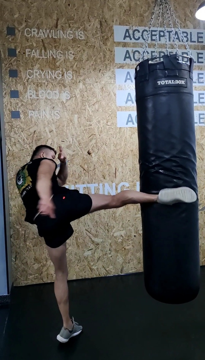 Instagram @sergeythai