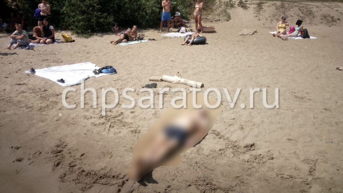 На месте работают водолазы областной службы спасения, сотрудники полиции и следственного комитета. Обстоятельства произошедшего выясняются.