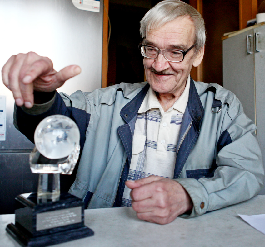 26 сентября 1983 станислав петров. станислав петров который в 1983 году предотвратил ядерную войну. подполковник станислав петров. офицер станислав петров. станислав евграфович петров.