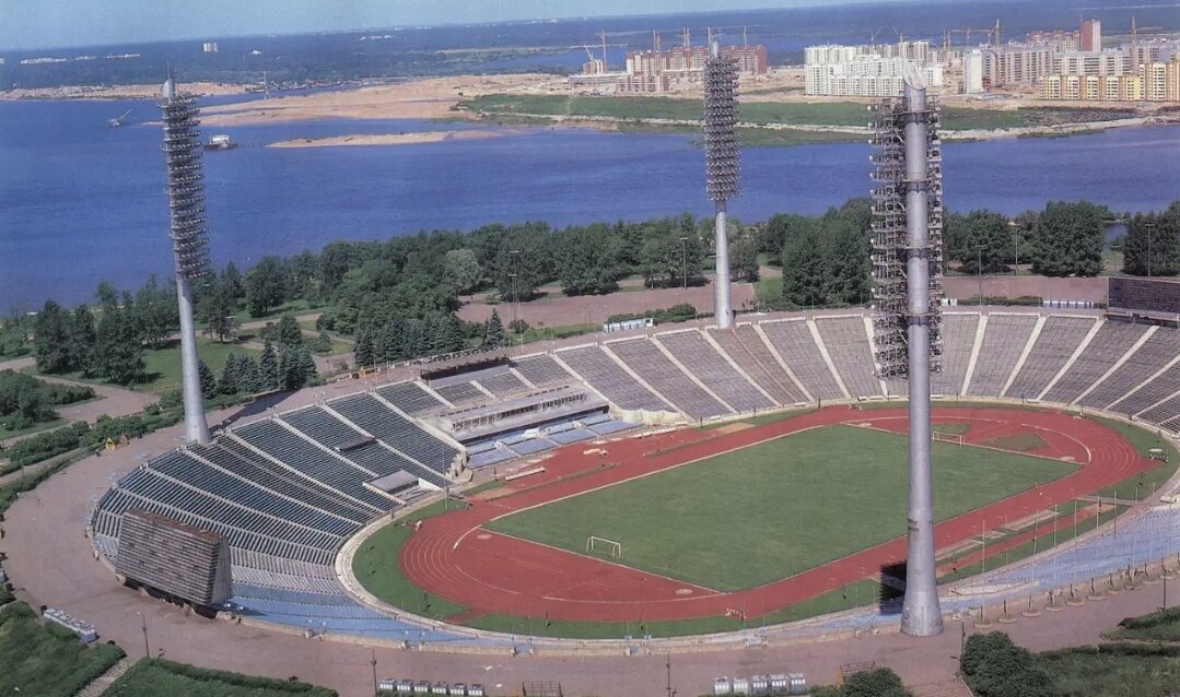 Стадион им. Кирова в 1991 году. Фото pastvu.com