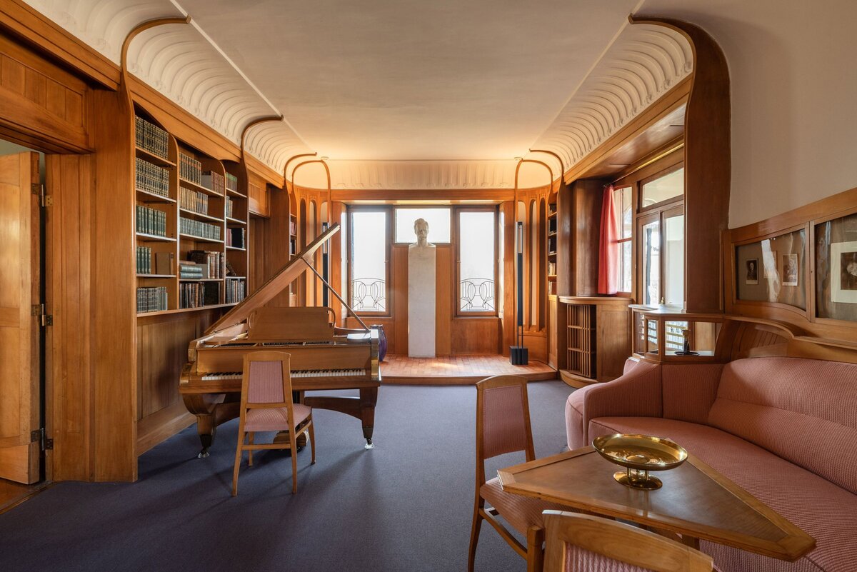 Библиотека