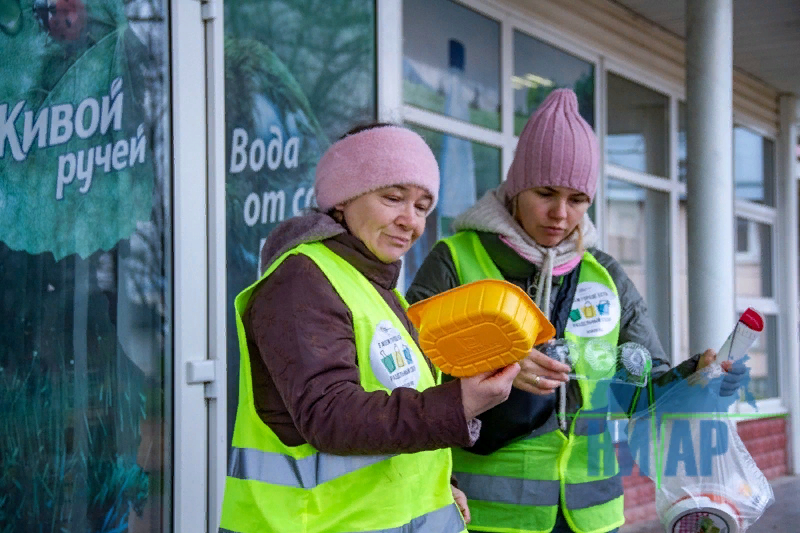Экологическая акция в Ивангороде "РазДельного Сбора"
