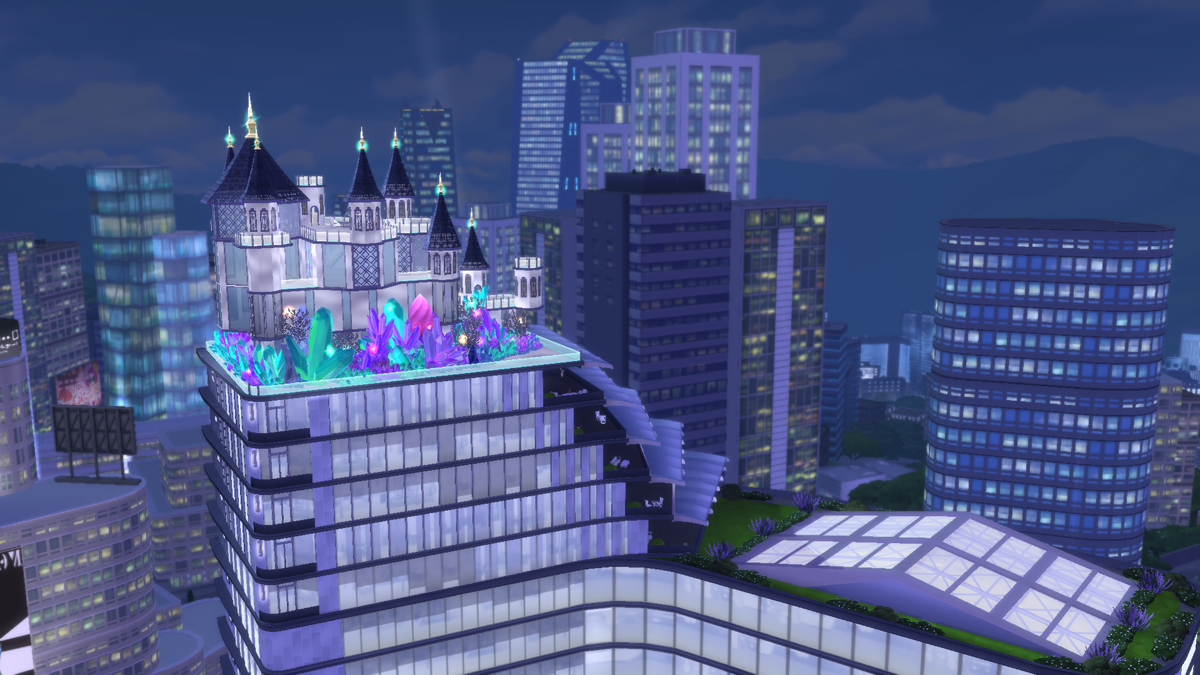 Я очень старалась, чтобы он вписался в городской пейзаж, несмотря на свою сказочность.