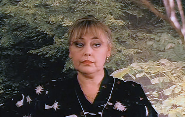 кадр из фильма «ДМБ»