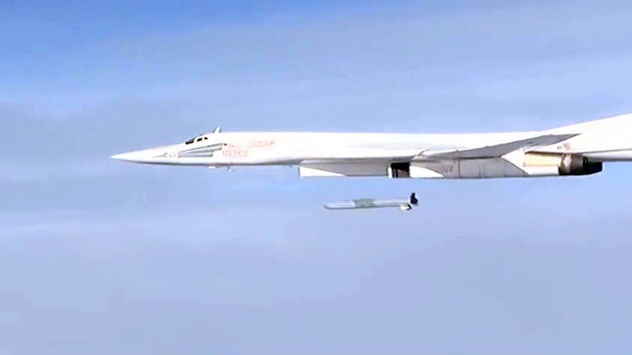 Х 101. Х-101 Крылатая ракета в ту 160. Ту-160 х-101. Ту-160 пуск ракет. Крылатые ракеты ту 160