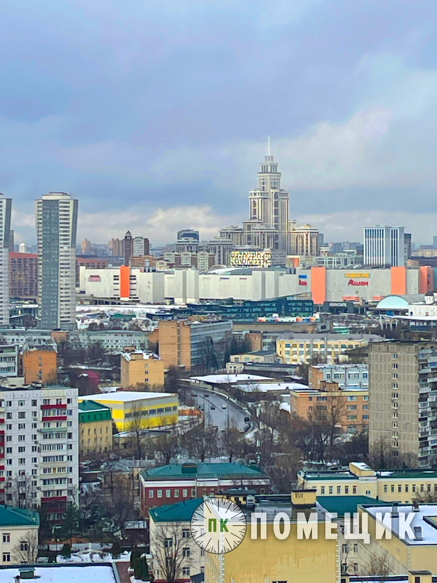 Купить квартиру в Москве и жить на 20-м этаже. Только твои окна не должны  смотреть в окна другого дома. Иначе, что 5-й, что 20-й | Помещик | Дзен