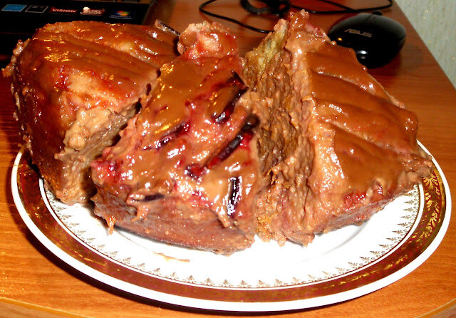 Манник с шоколадно-сливовой подливой