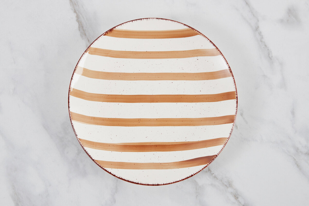 Тарелка обеденная Миндаль