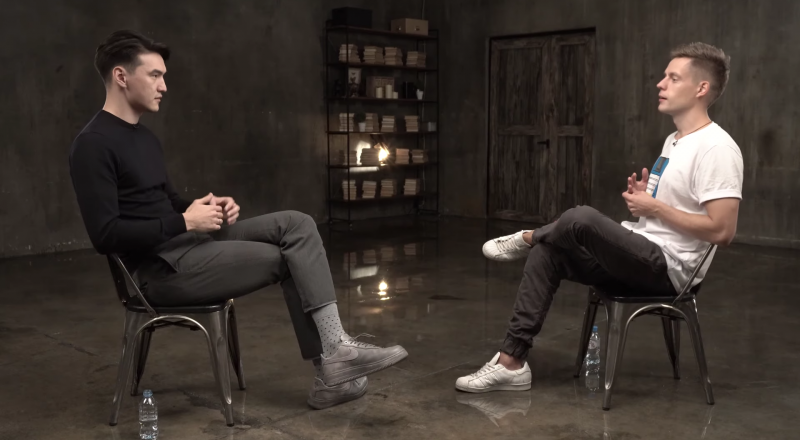 Юрий Дудь на интервью с комиком Нурланом Сабуровым