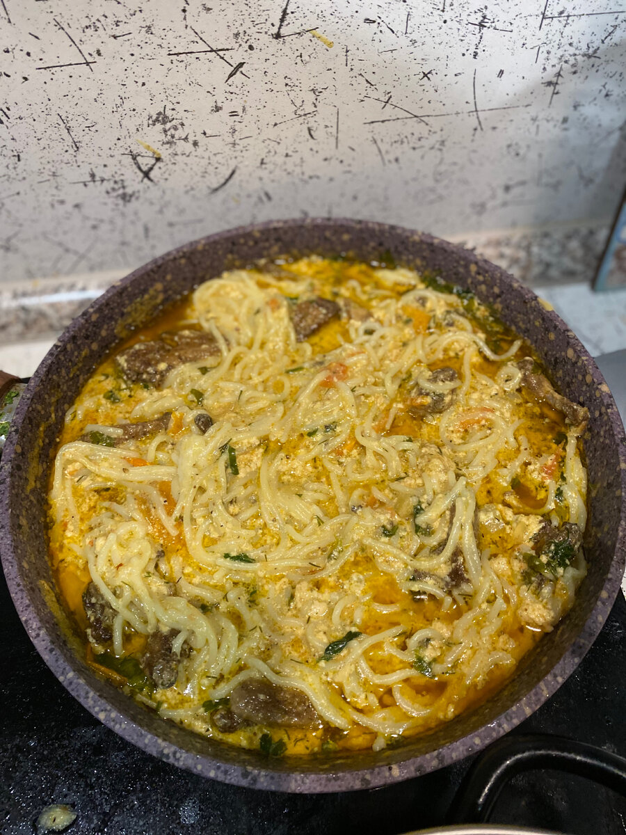 Сковородка с очень вкусным блюдом