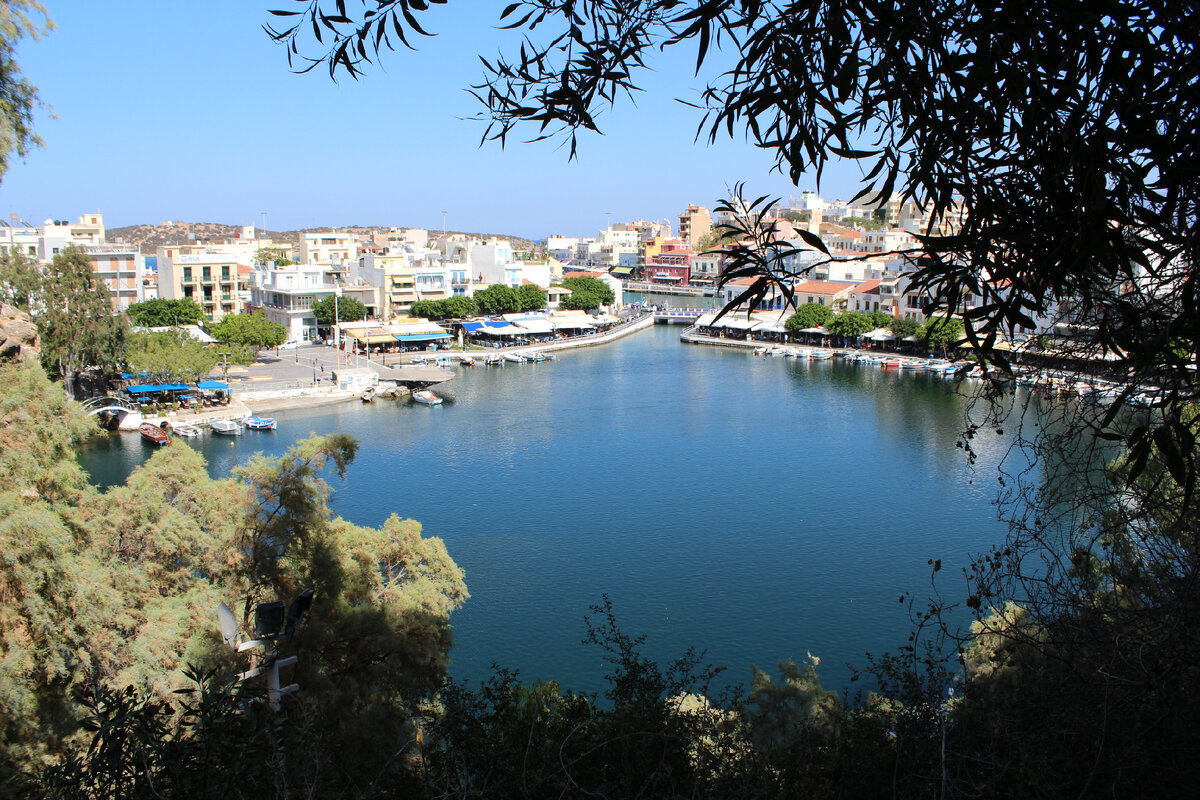 Озеро Вулисмени на острове Крит. Фото 2013 г.