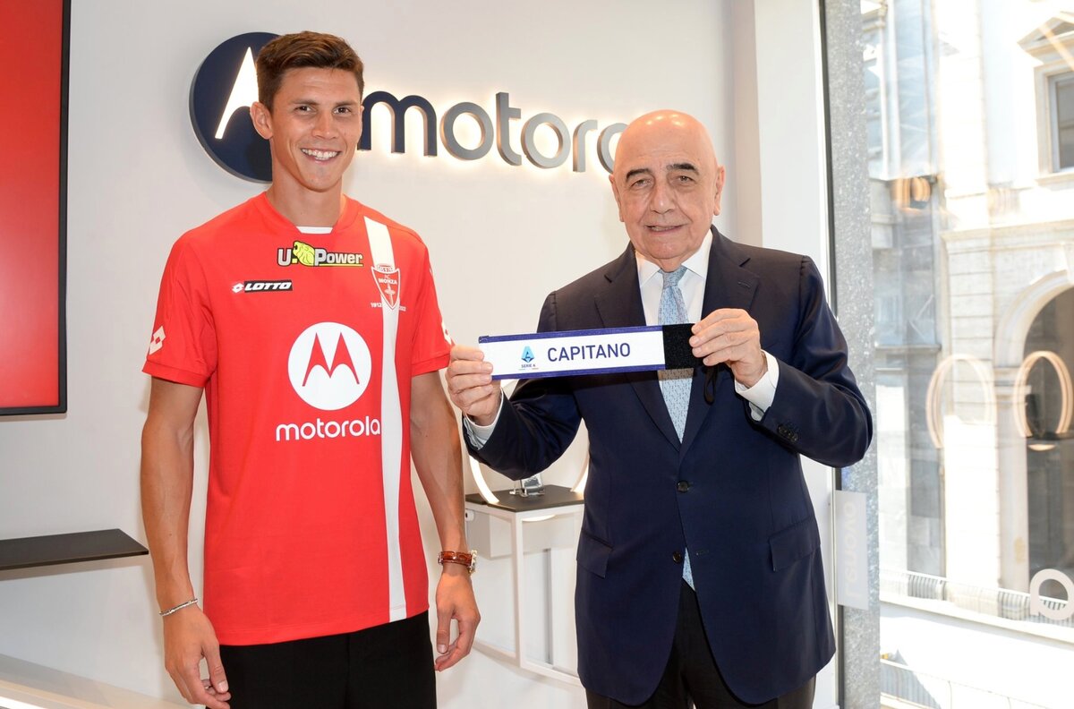 Маттео Пессина вернулся в «Монцу»