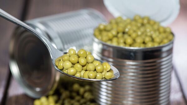    Консервированный зеленый горошек© Fotolia / HandmadePictures