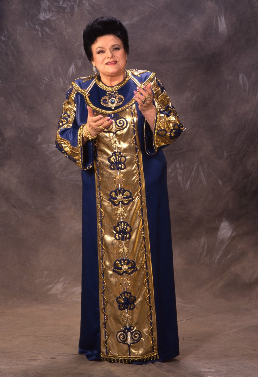 Приветствую Вас, дорогие читатели канала Aysylu JewelryArt! Предлагаю Вам, вместе полюбоваться и рассмотреть личную коллекцию ювелирных украшений прекрасной Людмилы Зыкиной.-11-2