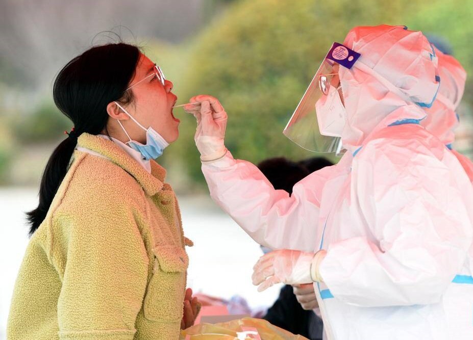    48-летний хоккеист скончался во время матча в Кстово Юлия Максимова