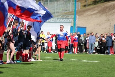    Легенды футбола на открытии обновленного стадиона «Спартак» в Звенигороде © Пресс-служба администрации Одинцовского городского округа