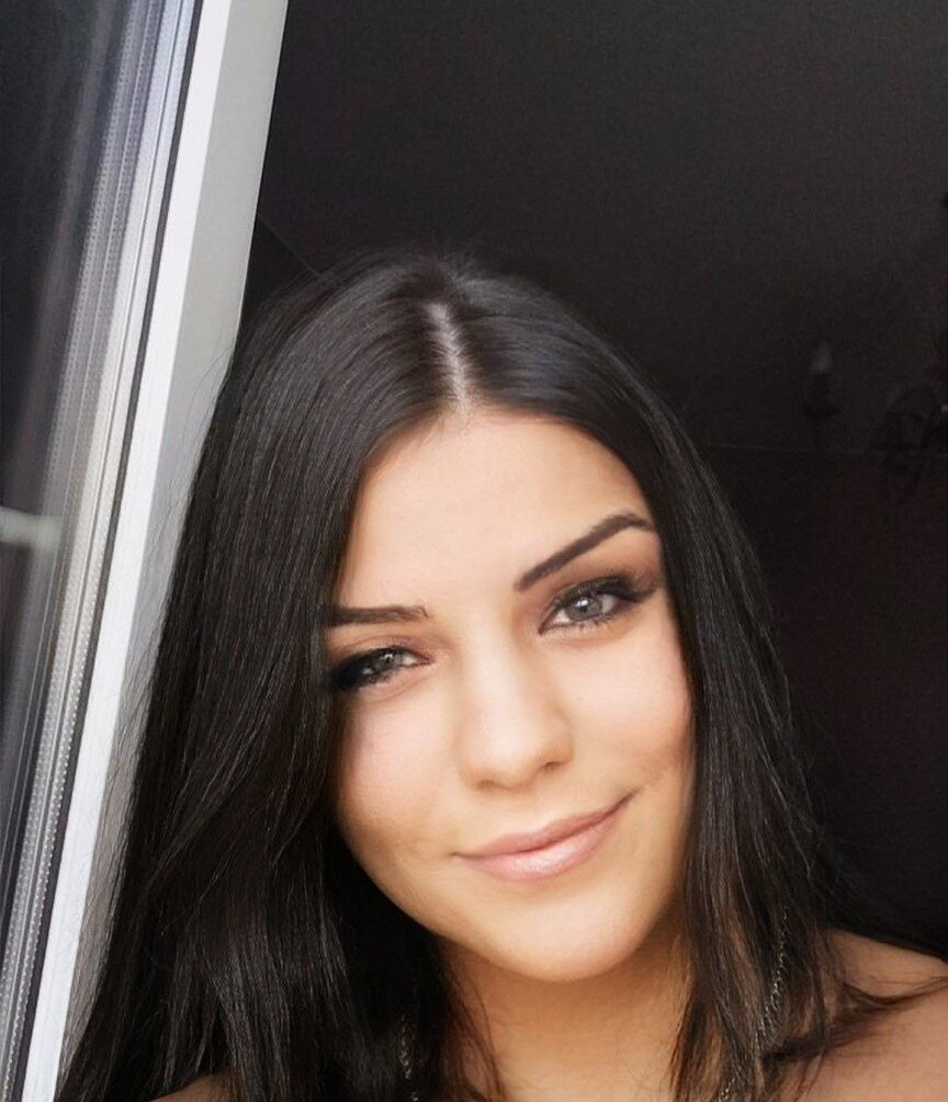 Кто эта красавица спросите вы? Это я