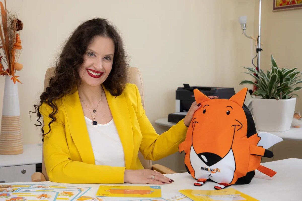 Марина Александровна Шилкина — автор и генеральный директор школы финансовой грамотности BUSINESSFOX, юрист и психолог, автор законодательных инициатив, общественный деятель