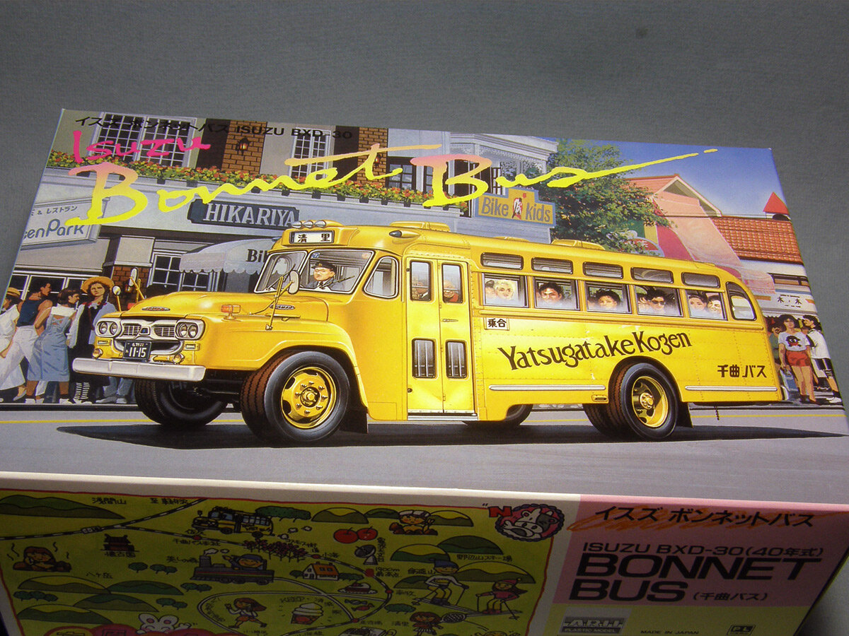 И пусть вас не смущает расположение дверей - всё это запросто переделывается/перепиливается с помощью шпаклёвки. 