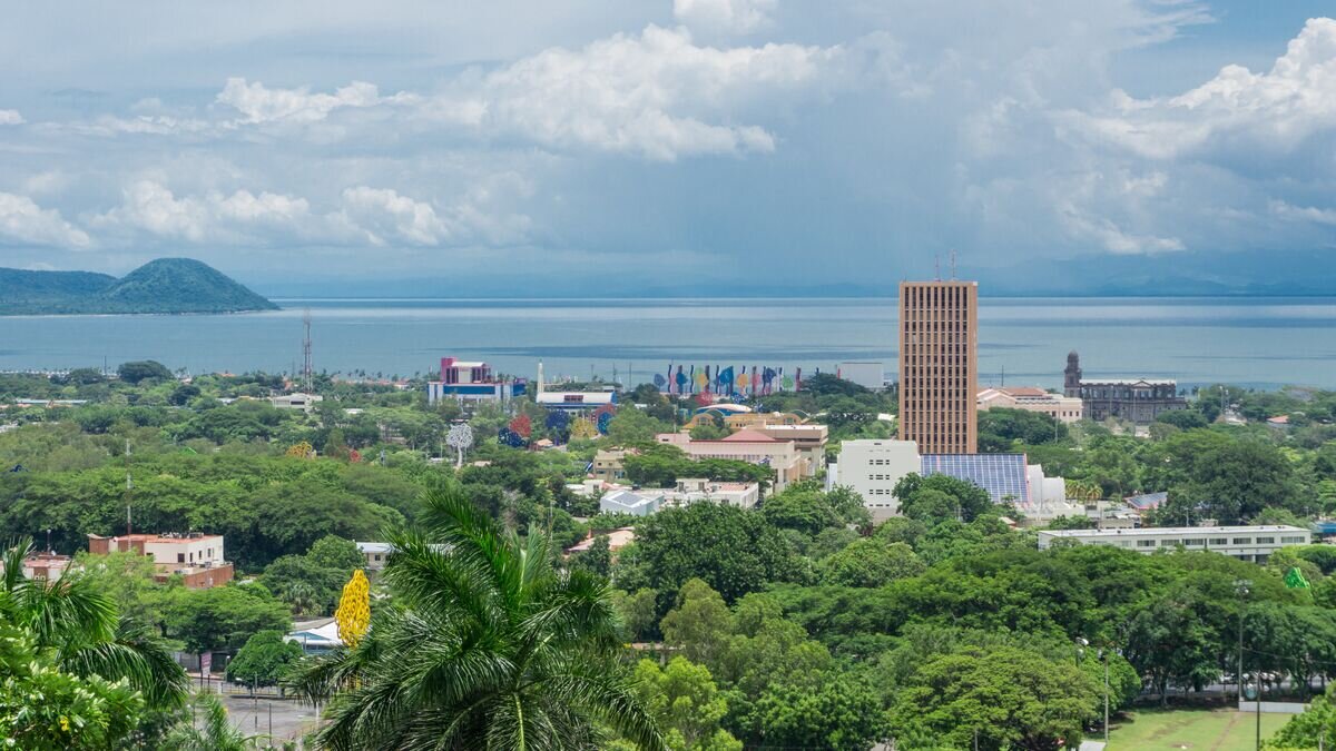    Вид на город Манагуа, Никарагуа© Fotolia / carles