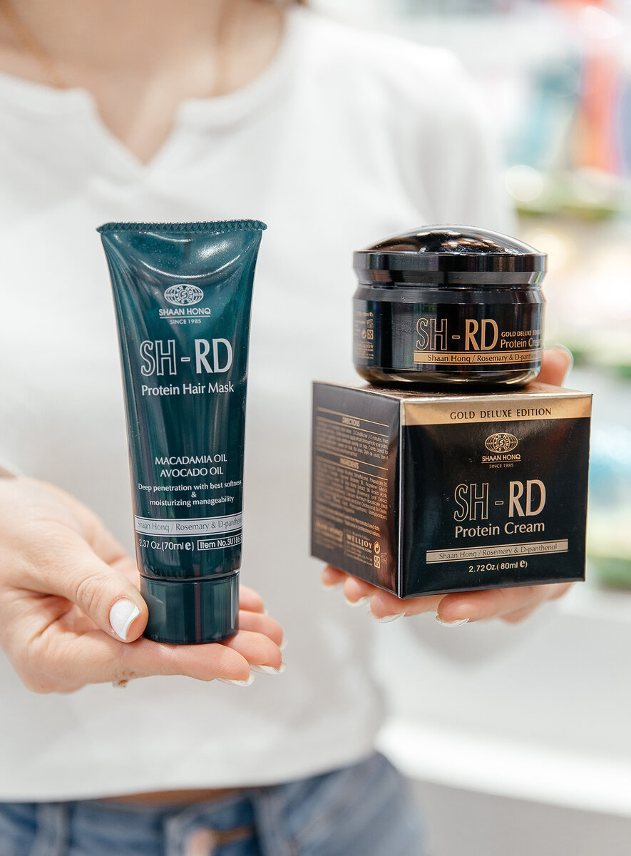 На фото: маска для волос SH-RD Protein Hair Mask и крем-протеин с золотом SH-RD Protein Cream Gold Deluxe Edition