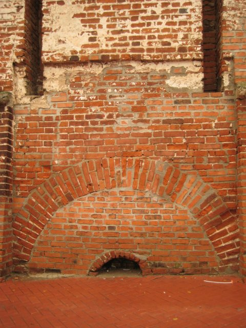  6 октября 2013 г. Газета «Pro Город» от 7 сентября 2013 г. писала: «Налажен свободный проход через Зачатьевскую башню (0+).-10