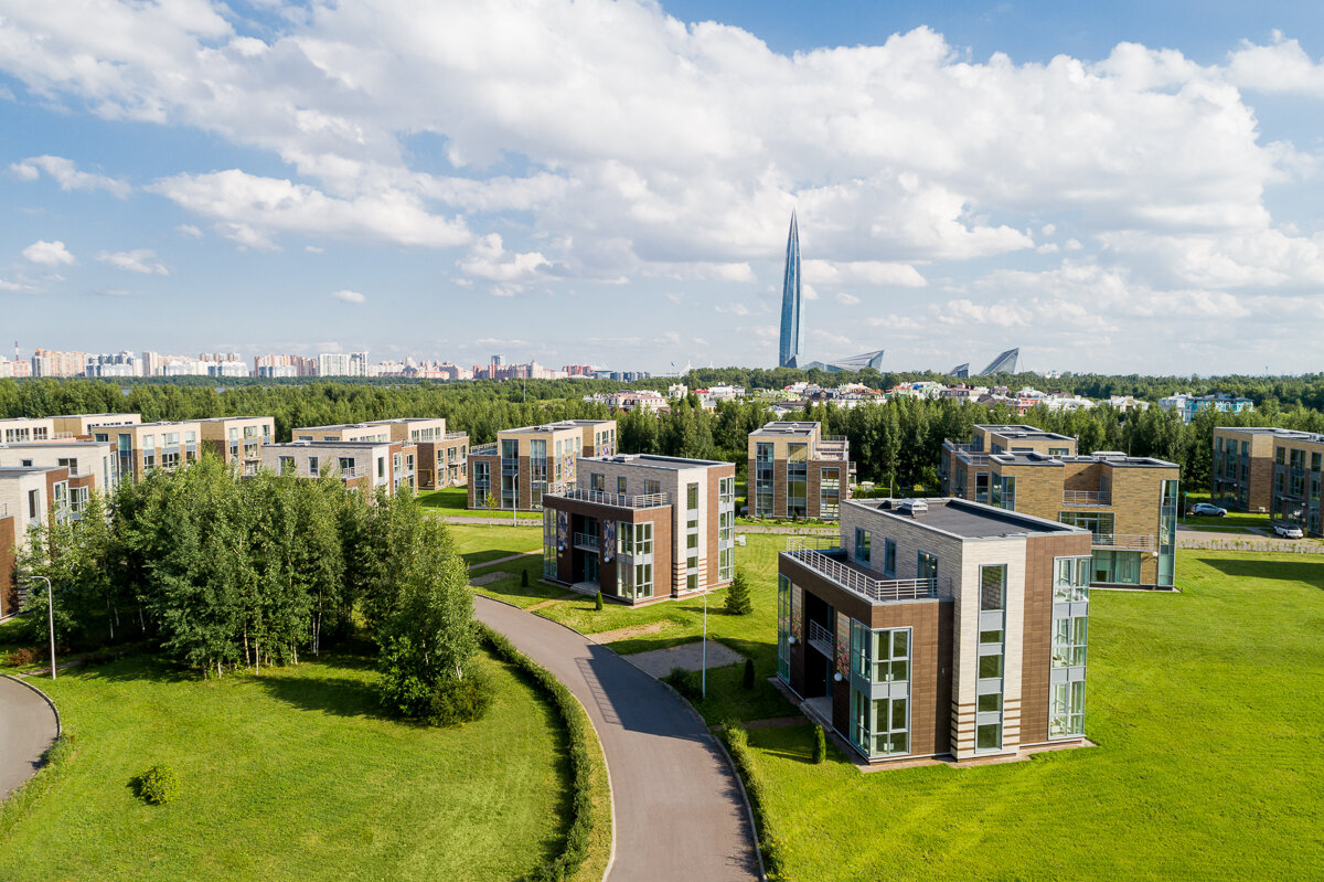 Внутренняя территория квартала.