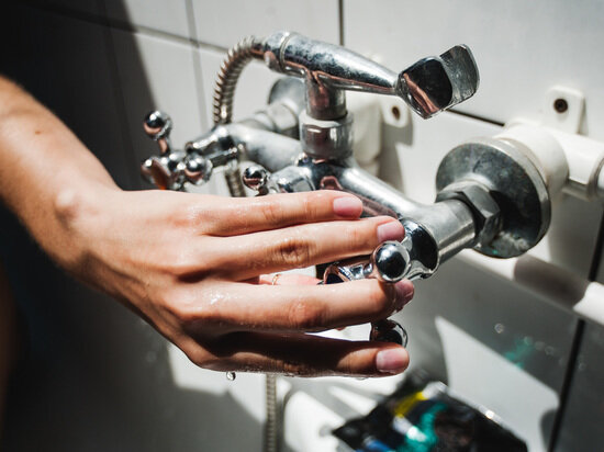     В отдаленном районе Астрахани отключат отключат холодную воду / Редакция «МК в Астрахани»