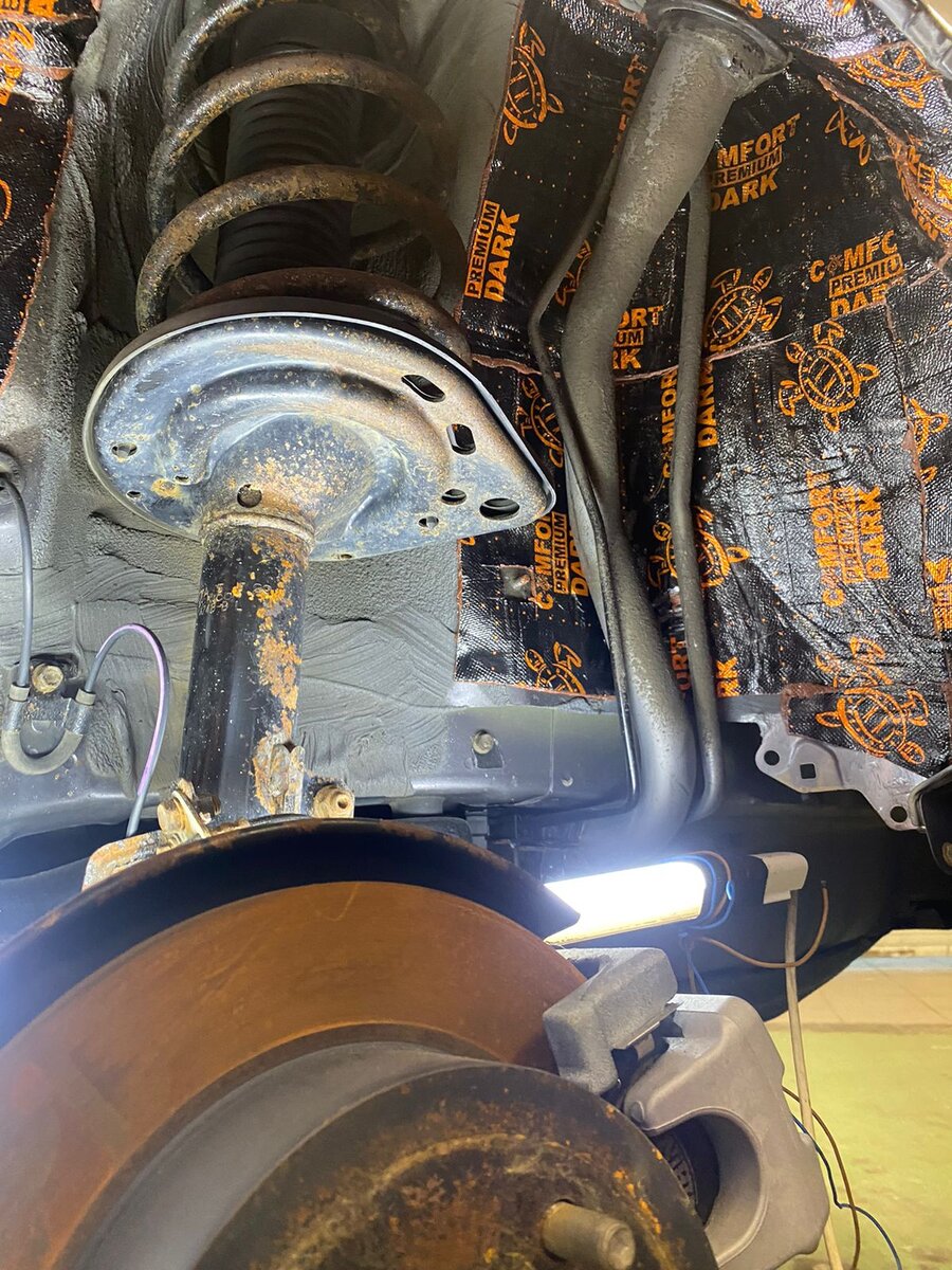 Шумоизоляция арок в автомобиля Toyota Camry. Как правильно делать ...