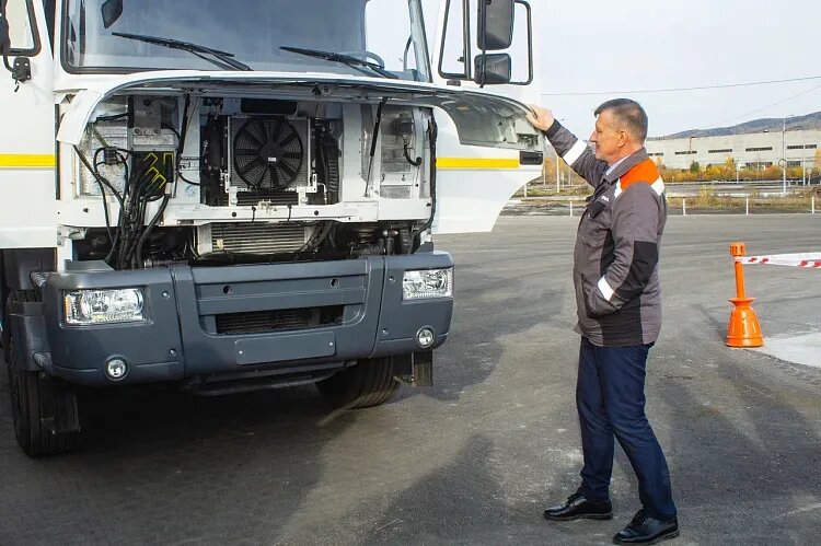    «Урал» испытывает бескапотный гибридный грузовик m.ozhereliev@5koleso.ru