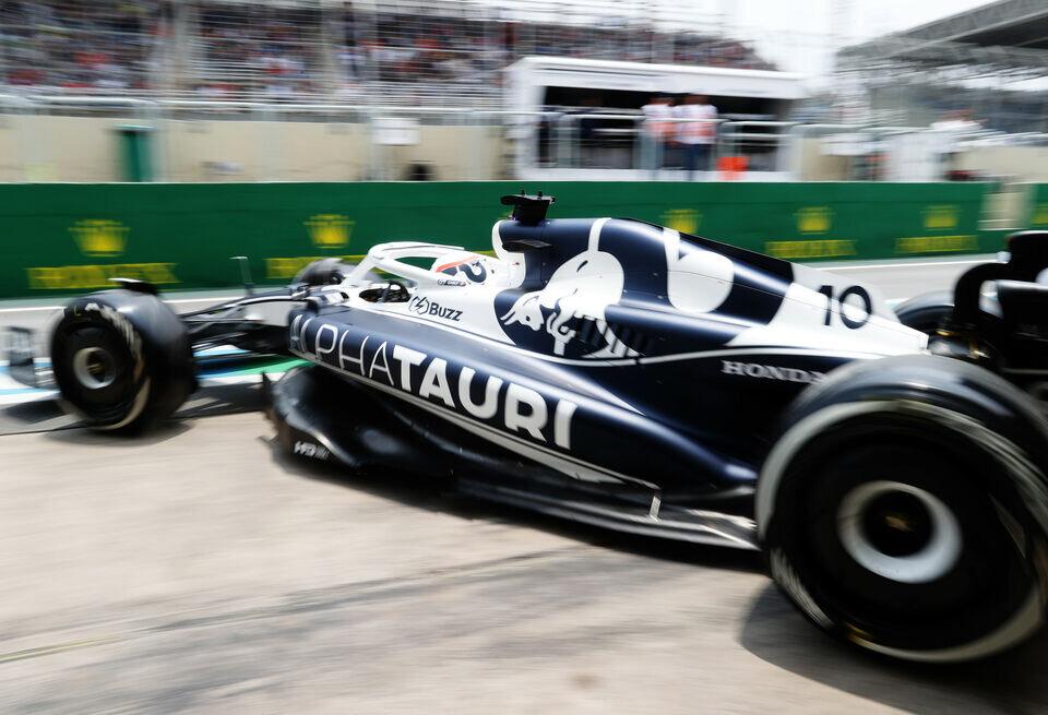    Alpine предложила наказать AlphaTauri за штрафные очки ГаслиGetty Images / Red Bull Content Pool