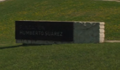 Скриншот из фильма с надписью Fundation Humberto Suarez