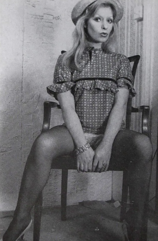 Mary vintage. Мэри Миллингтон. Мэри Миллингтон Винтаж. Mary Millington 1977.. Mary Millington 1945.