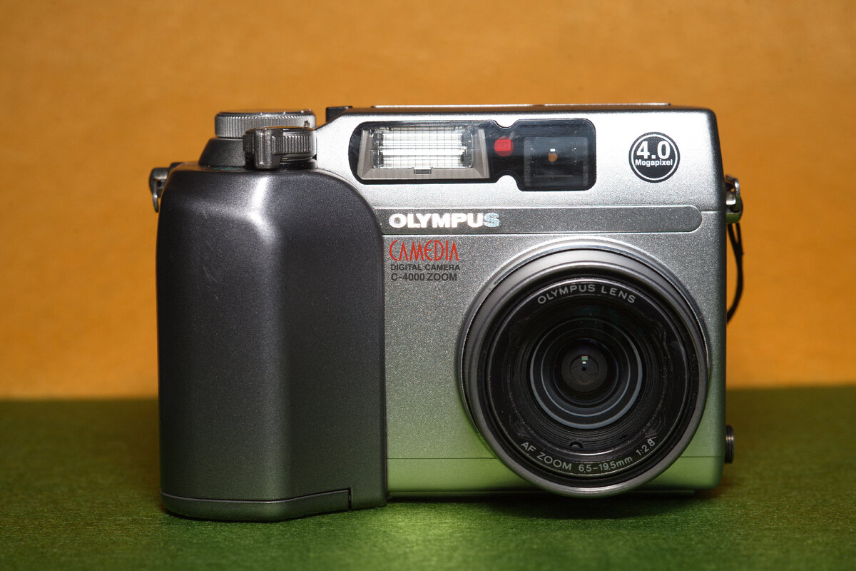 Цифровая камера (digital camera) в криминалистике. Ретро фотоаппарат. Canon powershot a610/a620. Старинная фотокамера reflex dresden. Фотопленка для фотоаппарата.