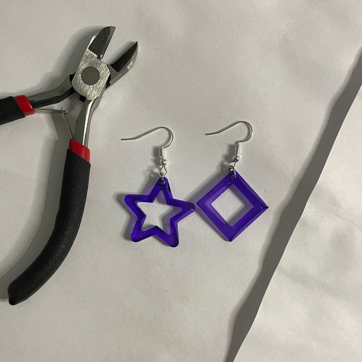 и первые подъехали сережки. 