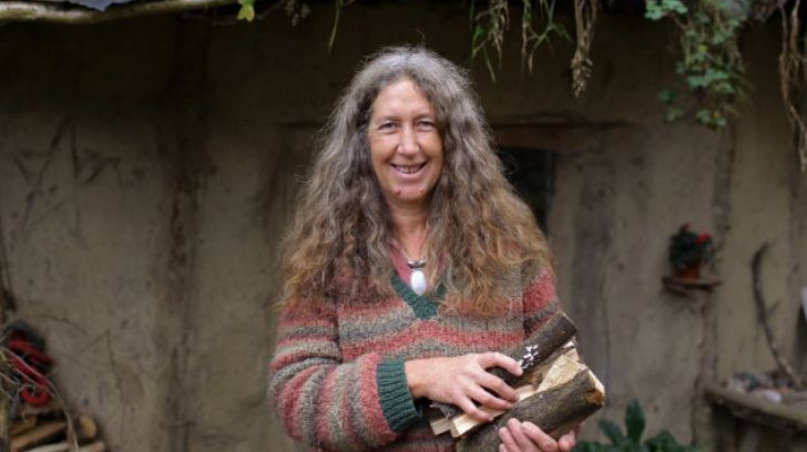    Кадр из документального фильма «Emma Orbach: Living Off the Grid for 20 Years» (Великобритания, 2018)