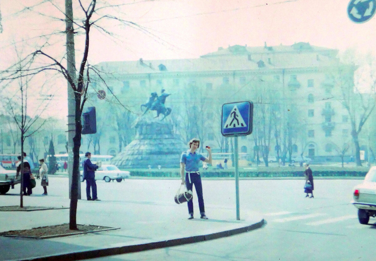 Гуляем по весеннему Киеву