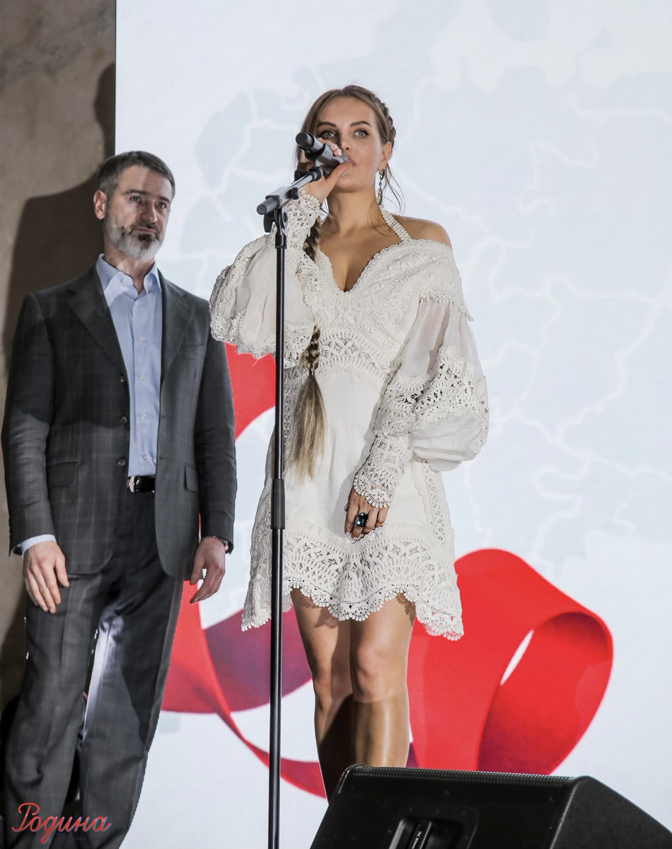 Анастасия Трофимова — президента и основателя фонда "Родина" и Роман Громовов - советник Фонда. Мероприятие «Русский Культурный Код». 